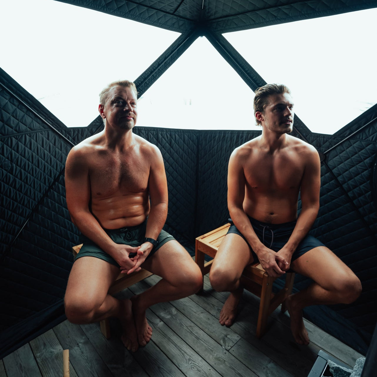 Set: Sauna tent Isen 2.0 + stove + sauna accessories