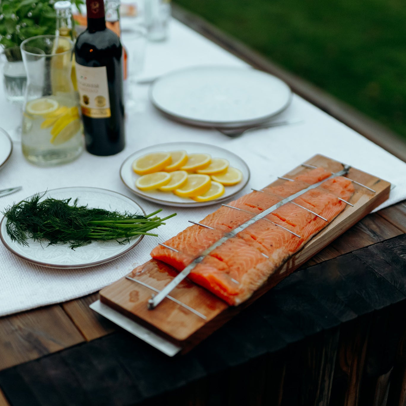 Flame salmon board for fire bowl