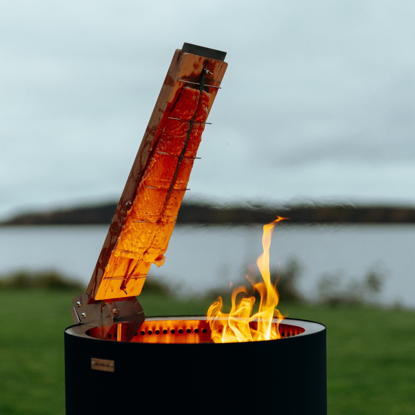 Set: Lunda + flame salmon board