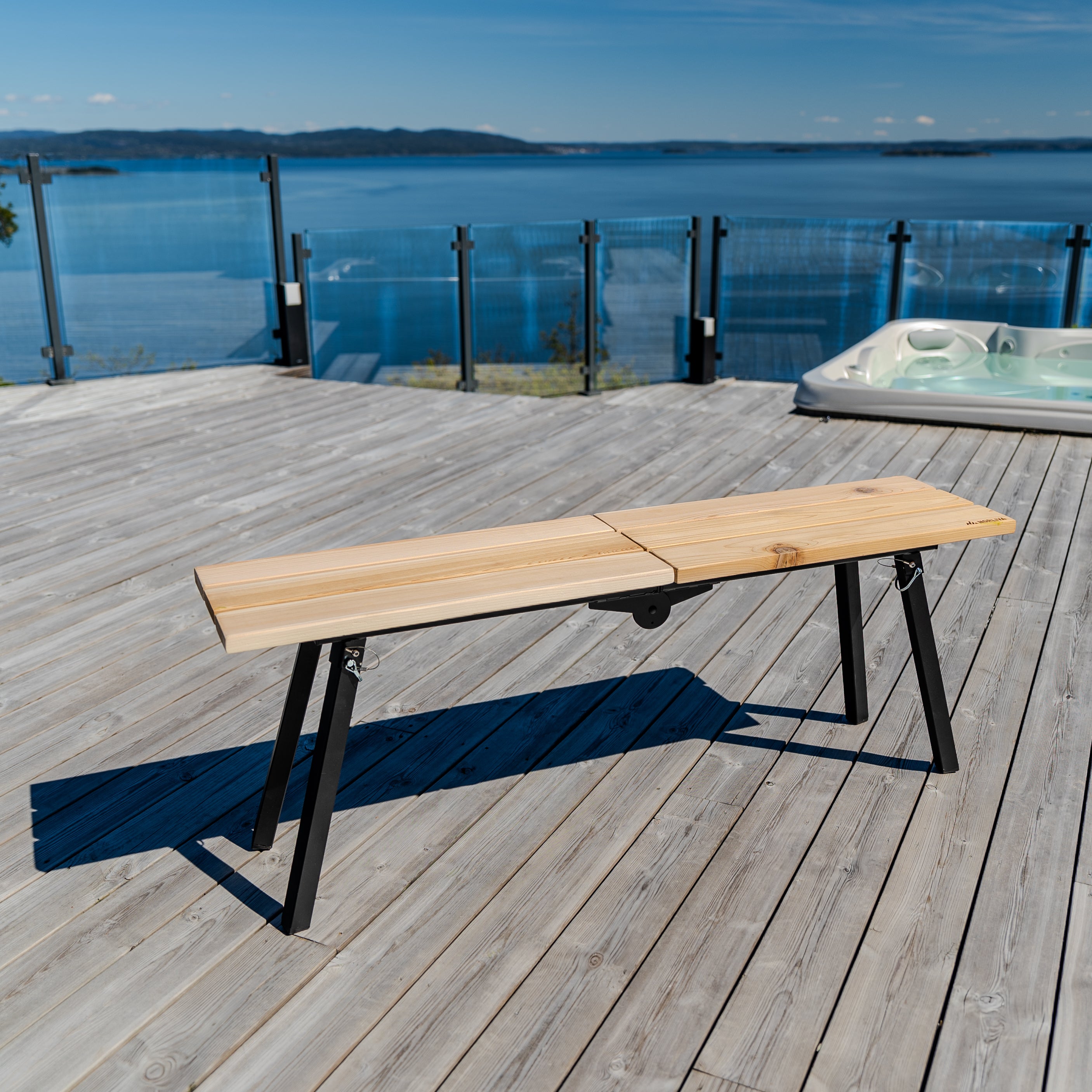 Folding sauna bench made of cedar wood