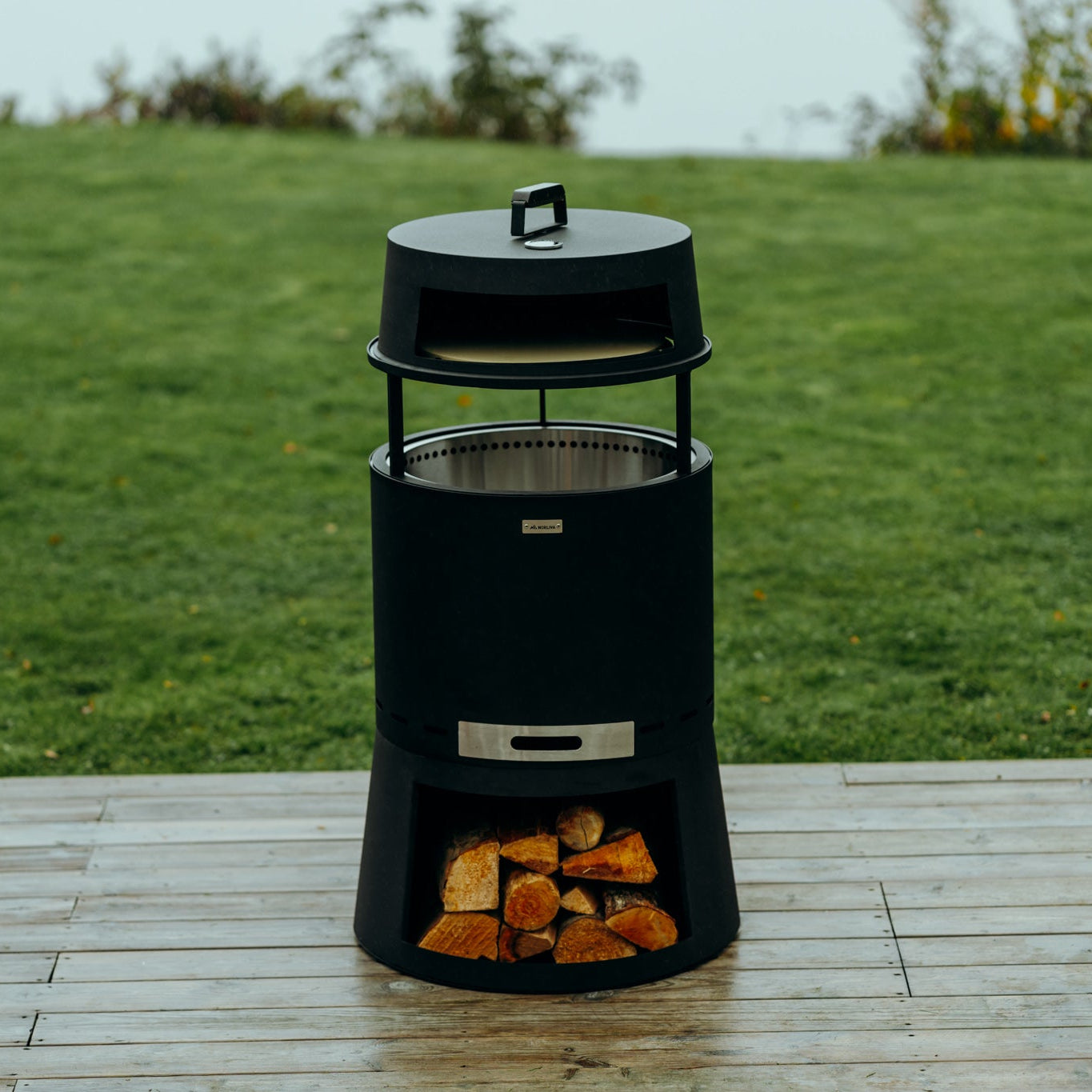 Set: Skara Pluss + Deckel + Feuerplatten-Grill + Pizzaofen-Aufsatz